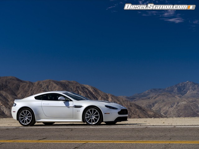 Aston Martin V12 Vantage S 2014 Picture #66 Aston Martin V12 Vantage S 2014 Picture #66